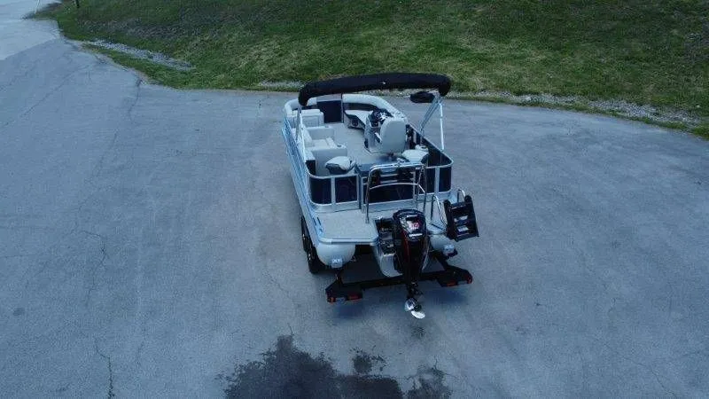Slide: The Image of Harris Cruiser 210 FC 2025 - 57