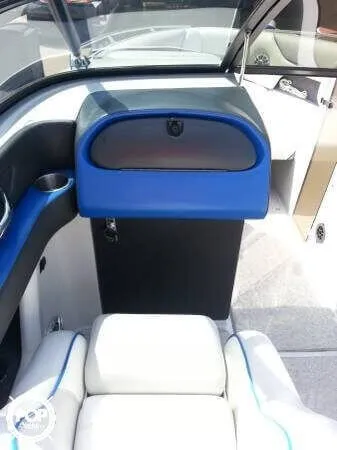 Slide: The Image of Malibu Sunscape 25 LSV 2006 - 7
