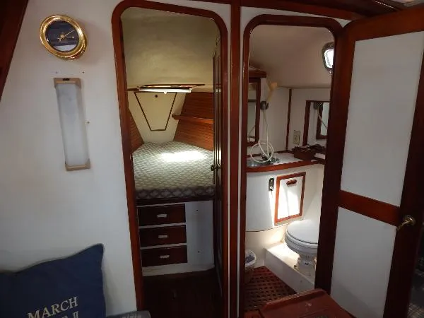Slide: The Image of Catalina - Morgan 45 BOAT SHOW 1989 - 2