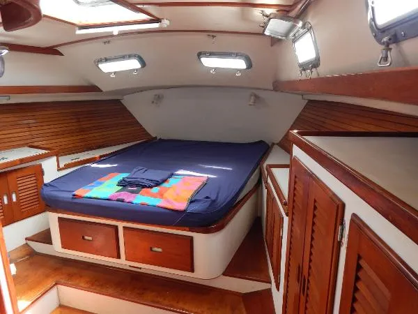 Slide: The Image of Catalina - Morgan 45 BOAT SHOW 1989 - 9