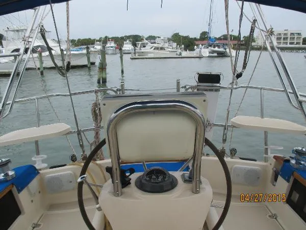 Slide: The Image of Island Packet 420 2001 - 11
