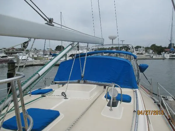 Slide: The Image of Island Packet 420 2001 - 6