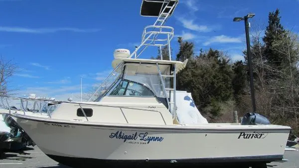 Slide: The Image of Parker Marine 2310 Walkaround 2002 - 11