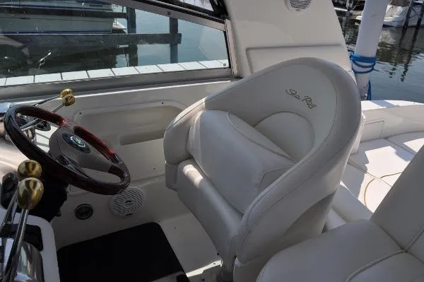 Slide: The Image of Sea Ray 310 Sundancer 2001 - 8