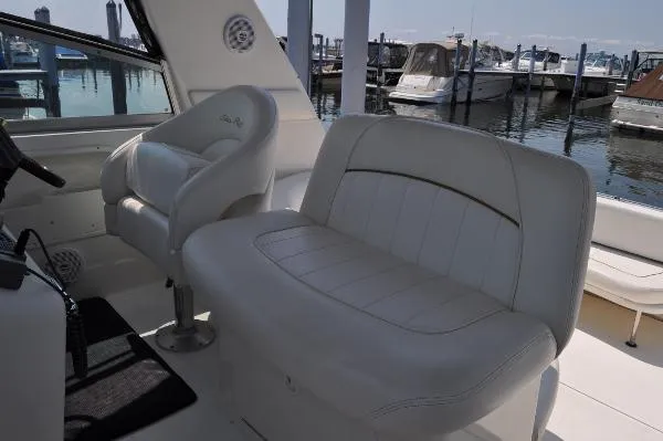 Slide: The Image of Sea Ray 310 Sundancer 2001 - 9