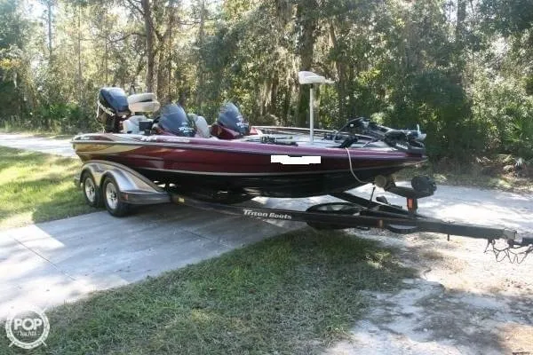 Slide: The Image of Triton TR-21X DC BassMaster Classic 2004 - 1