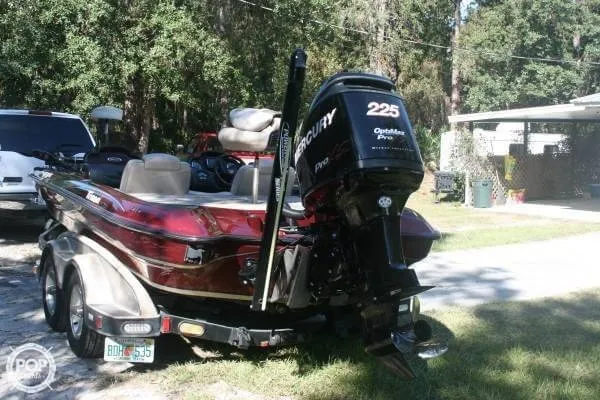 Slide: The Image of Triton TR-21X DC BassMaster Classic 2004 - 5