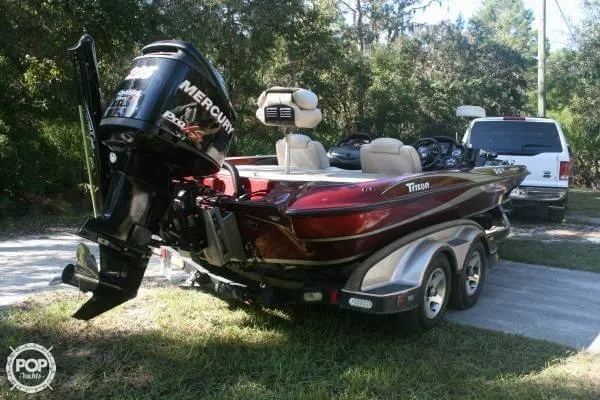 Slide: The Image of Triton TR-21X DC BassMaster Classic 2004 - 6