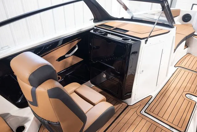 Slide: The Image of Yamaha 222SD 2026 - 10