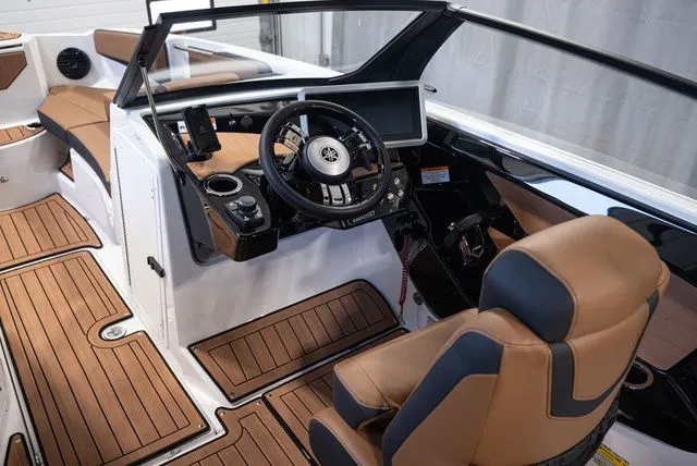 Slide: The Image of Yamaha 222SD 2026 - 8