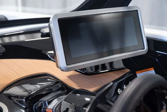 Slide: The Image of Yamaha 222SD 2026 - 9