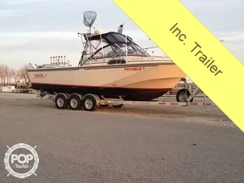 Slide: The Image of Boston Whaler 27 Whaler Full Cabin 1986 - 2
