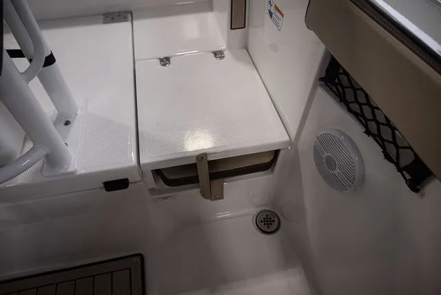 Slide: The Image of Yamaha 222 FSH Sport 2026 - 17