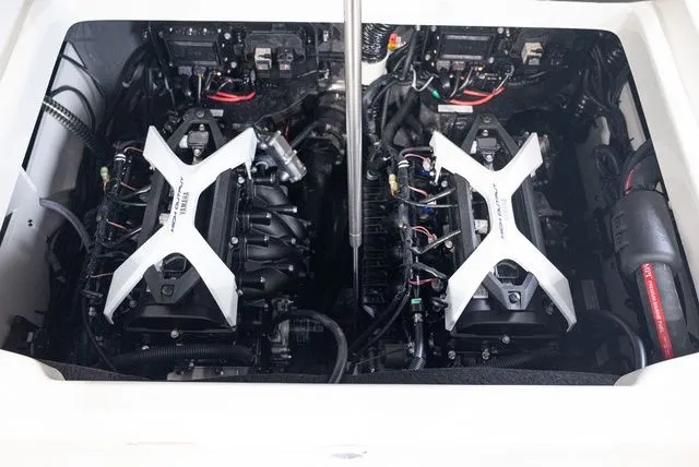 Slide: The Image of Yamaha 222 FSH Sport 2026 - 19