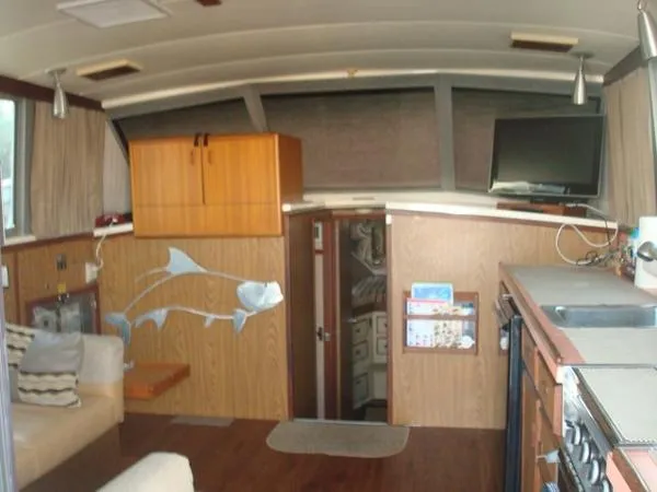 Slide: The Image of Bertram 38 Convertible 1979 - 9