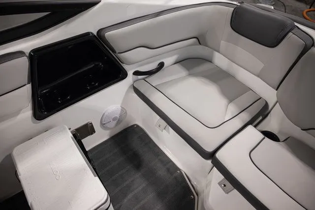 Slide: The Image of Yamaha SX190 2026 - 12