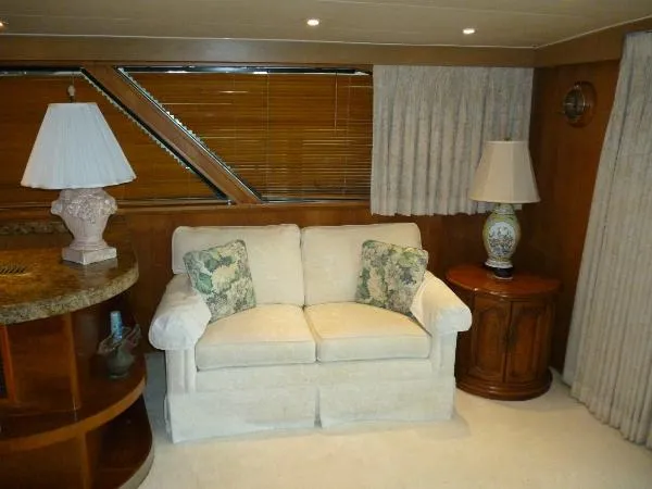 Slide: The Image of Burger 80' Flybridge Motoryacht 1982 - 11