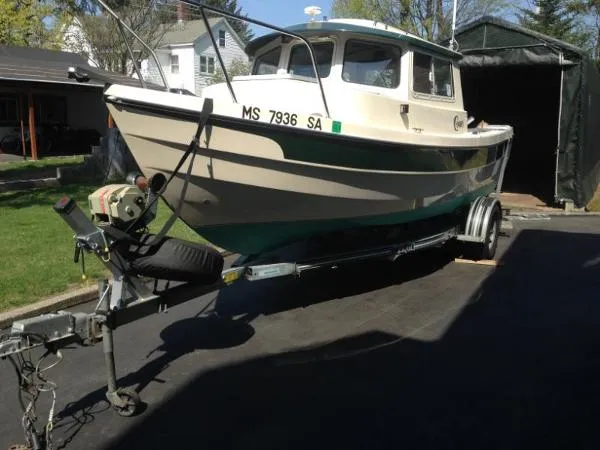 Slide: The Image of C-Dory 22 Angler 1995 - 4