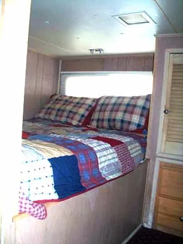 Slide: The Image of Somerset 58 House Yacht 1992 - 5