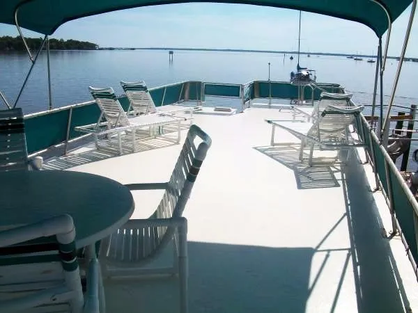Slide: The Image of Somerset 58 House Yacht 1992 - 6