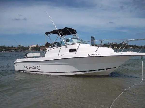 Slide: The Image of Robalo 2240 Cuddy 24' 2000 - 0