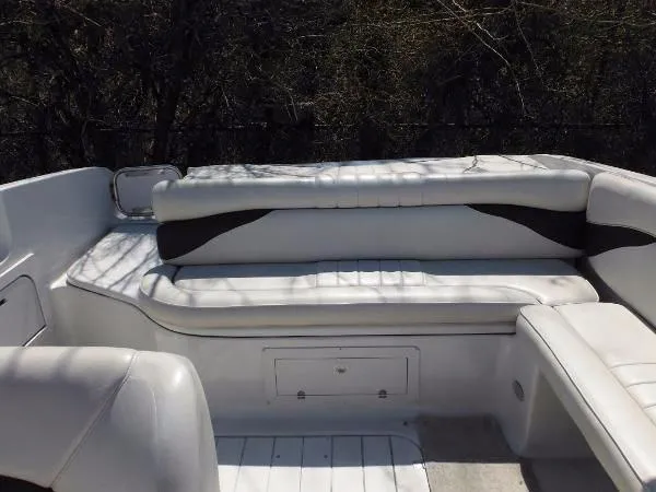 Slide: The Image of Crownline Boats 288 BR 2003 - 8