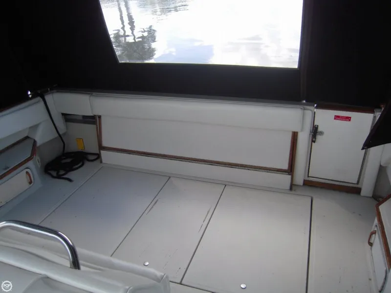 Slide: The Image of Sea Ray 300 Sundancer 1988 - 10