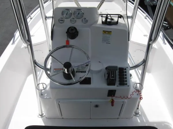 Slide: The Image of Pro 1900 Center Console 2008 - 9