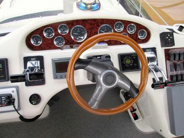 Slide: The Image of Sea Ray 420 Aft Cabin 2000 - 6