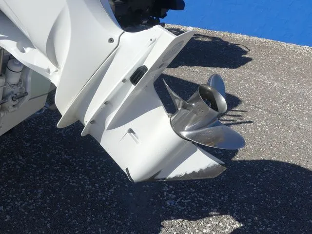 Slide: The Image of Sea Hunt Ultra 239 SE 2024 - 11