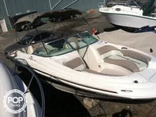 Slide: The Image of Sea Ray 210 Sun Deck 2002 - 1