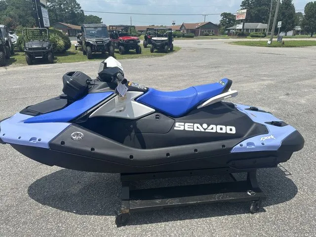 Slide: The Image of Sea-Doo SPARK 3-UP 900 ACE 90 CONVENIENCE PACKAGE 2026 - 4