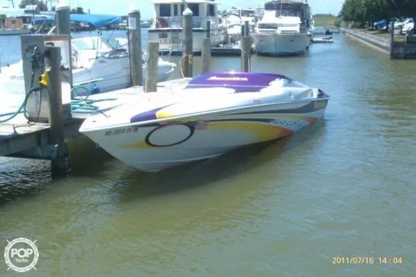 Slide: The Image of Sunsation 32 Dominator 2001 - 1