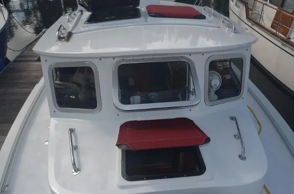 Slide: The Image of Willard 30 Vega Motorsailer 1974 - 6