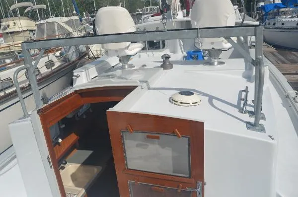 Slide: The Image of Willard 30 Vega Motorsailer 1974 - 9