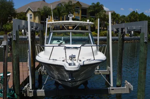 Slide: The Image of Pursuit 2570 Offshore Express Cuddy 2006 - 2