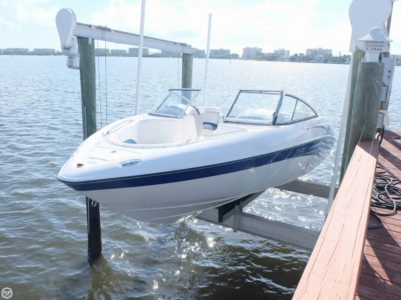 Slide: The Image of Yamaha SX 230 2004 - 7