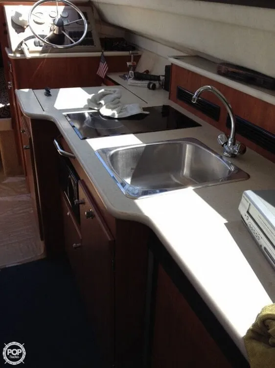 Slide: The Image of Bayliner 288 Classic Cruiser 2003 - 8