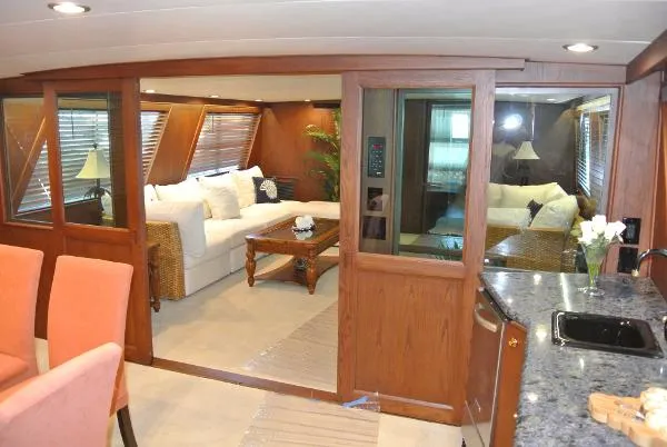 Slide: The Image of Hatteras 72 Custom Series Wide Body 1991 - 2