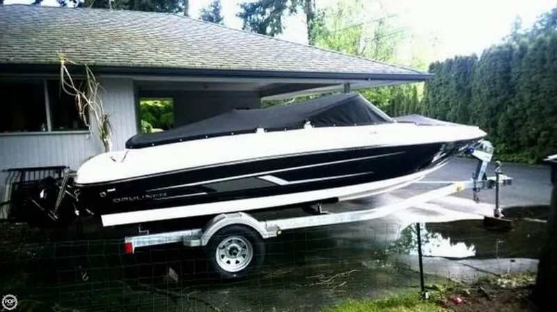 Slide: The Image of Bayliner 175 Runabout 2014 - 3