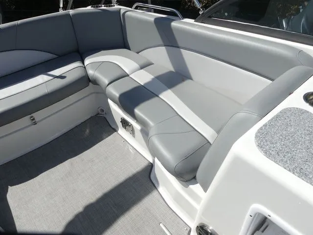 Slide: The Image of NauticStar 203 DC 2022 - 9