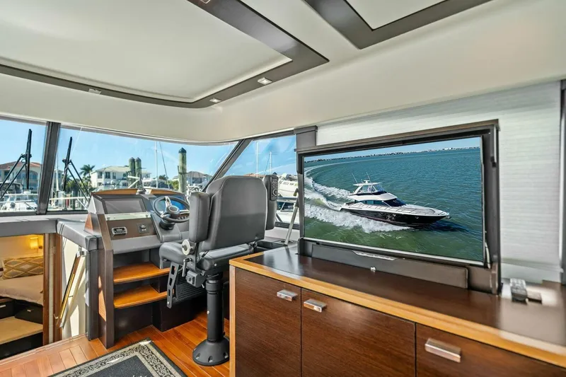 Slide: The Image of 2016 Tiara Yachts 50 Flybridge - Stateroom - 18