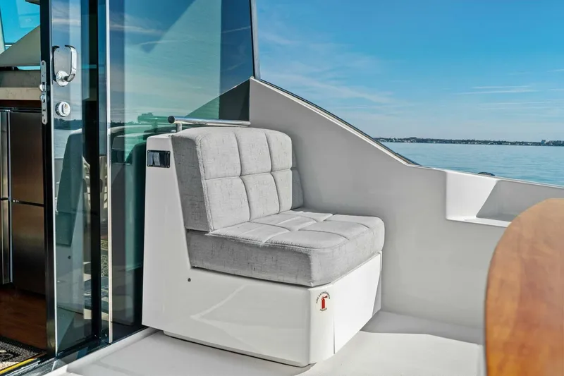 Slide: The Image of 2016 Tiara Yachts 50 Flybridge - 45