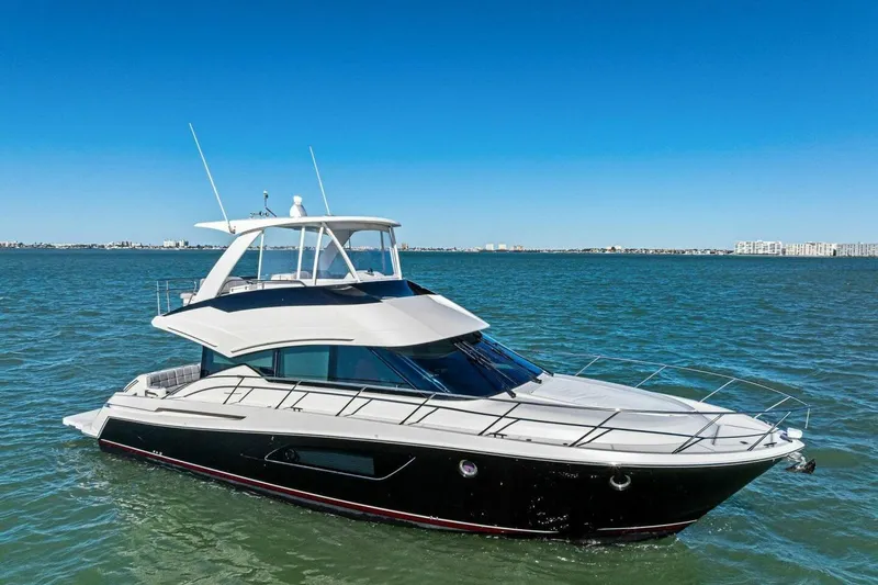 Slide: The Image of 2016 Tiara Yachts 50 Flybridge - Profile - 89