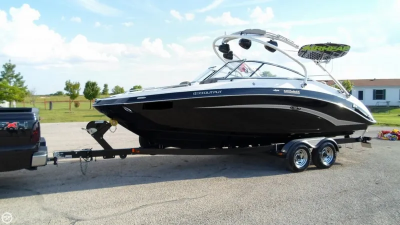 Slide: The Image of Yamaha 242 Limited S 2012 - 2