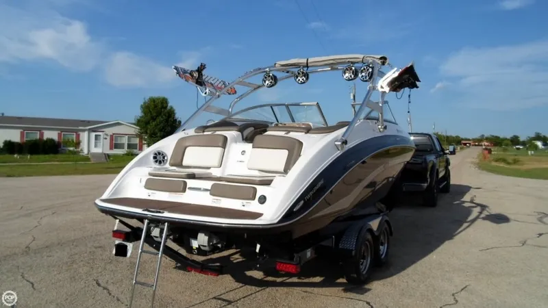 Slide: The Image of Yamaha 242 Limited S 2012 - 4
