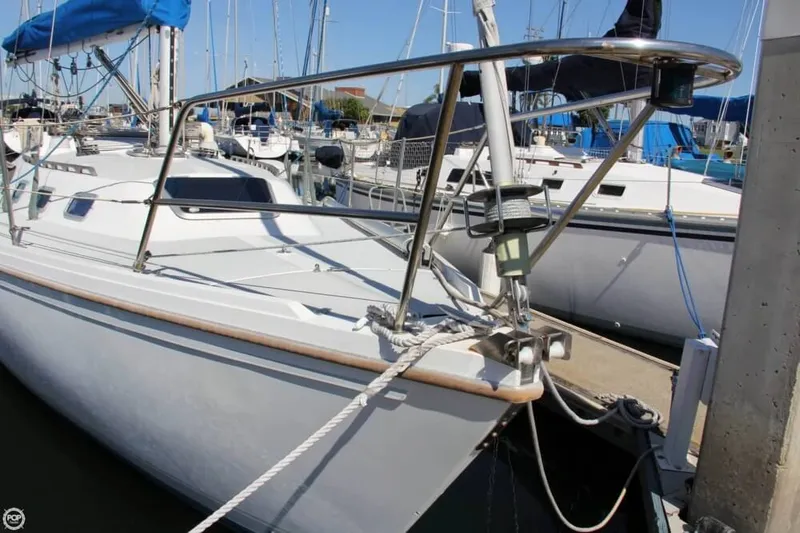 Slide: The Image of Catalina 34 MK I 1988 - 1