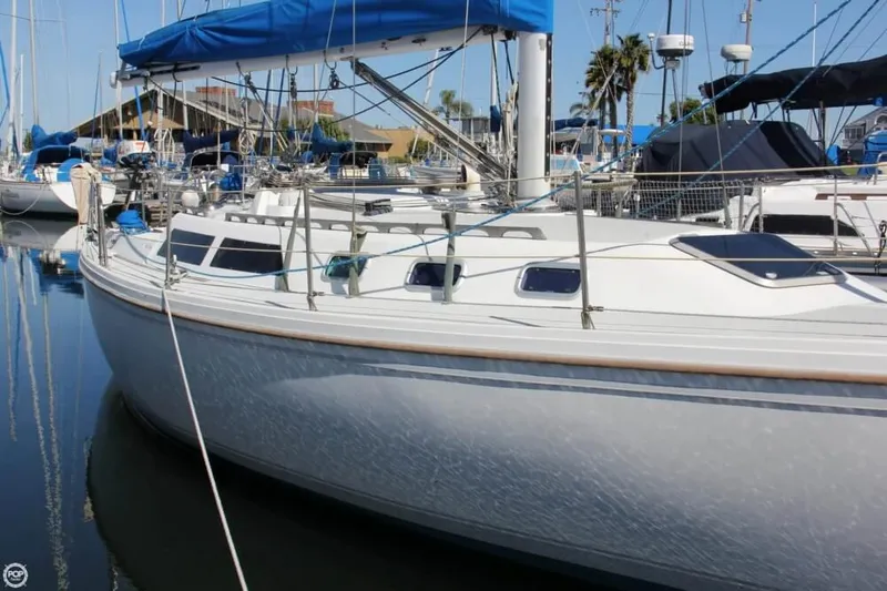 Slide: The Image of Catalina 34 MK I 1988 - 2