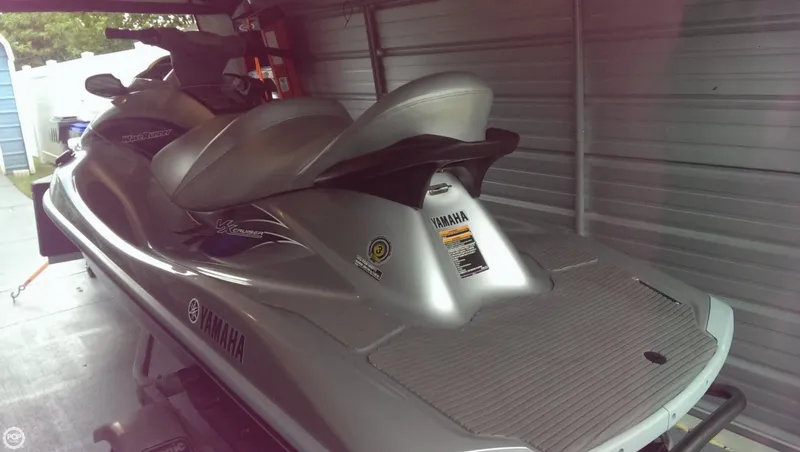 Slide: The Image of Yamaha Waverunner VX Cruiser 2013 - 6