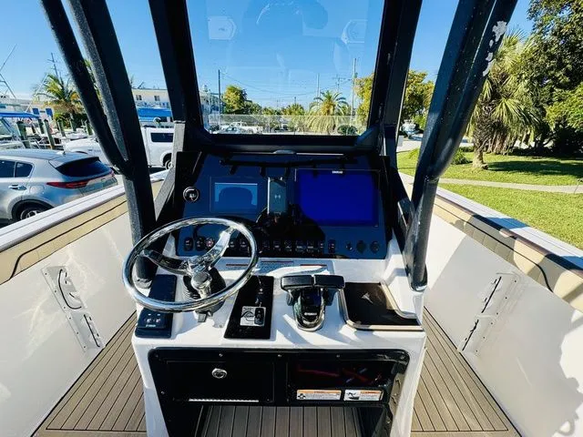 Slide: The Image of Yamaha 255 FSH Sport E 2024 - 10